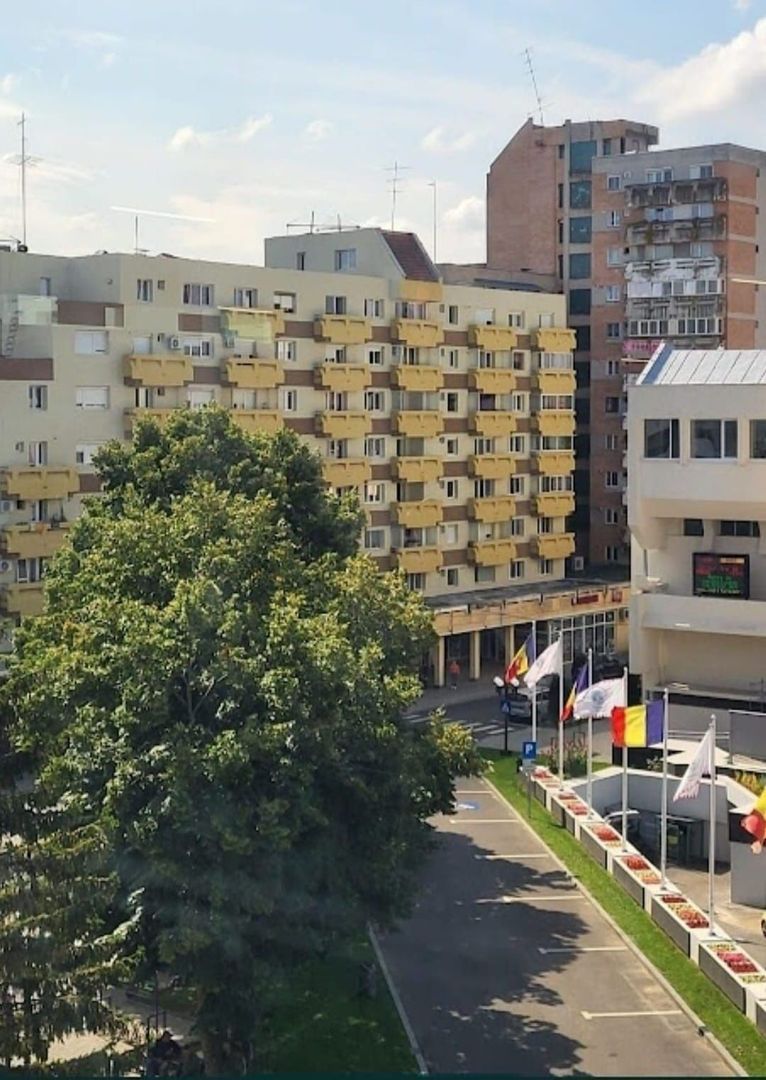 BRASADAS vinde ap 2 cam 25 Oct etaj 1 - Poză 1