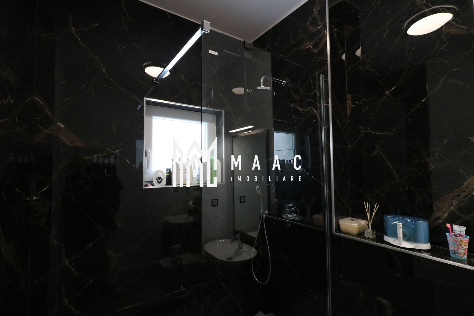 Casă individuală de LUX I 3 Dormitoare I Cartier Rezidențial I Curte - Poză 8