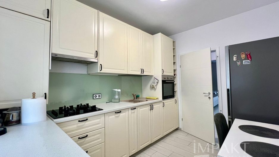 Apartament modern cu 3 camere in Buna Ziua - Poză 7