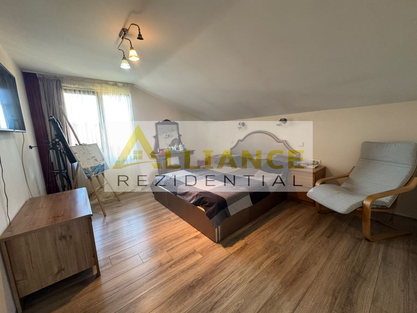 Vila individuala 7 camere - 3 bai { Strada Orizontului } - Poză 13