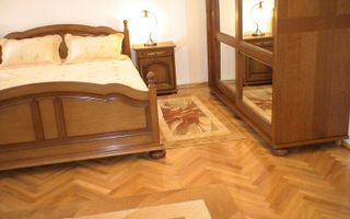 Apartment parter recent renovat, situată într-o clădire cu două etaje - Poză 4