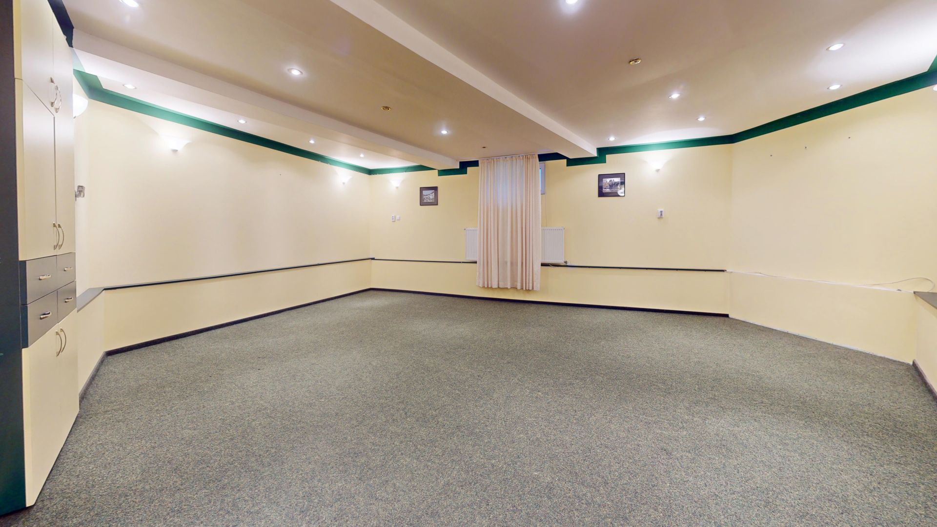 Vila cu suprafata de 360mp si teren 700mp-Racadau - Poză 24