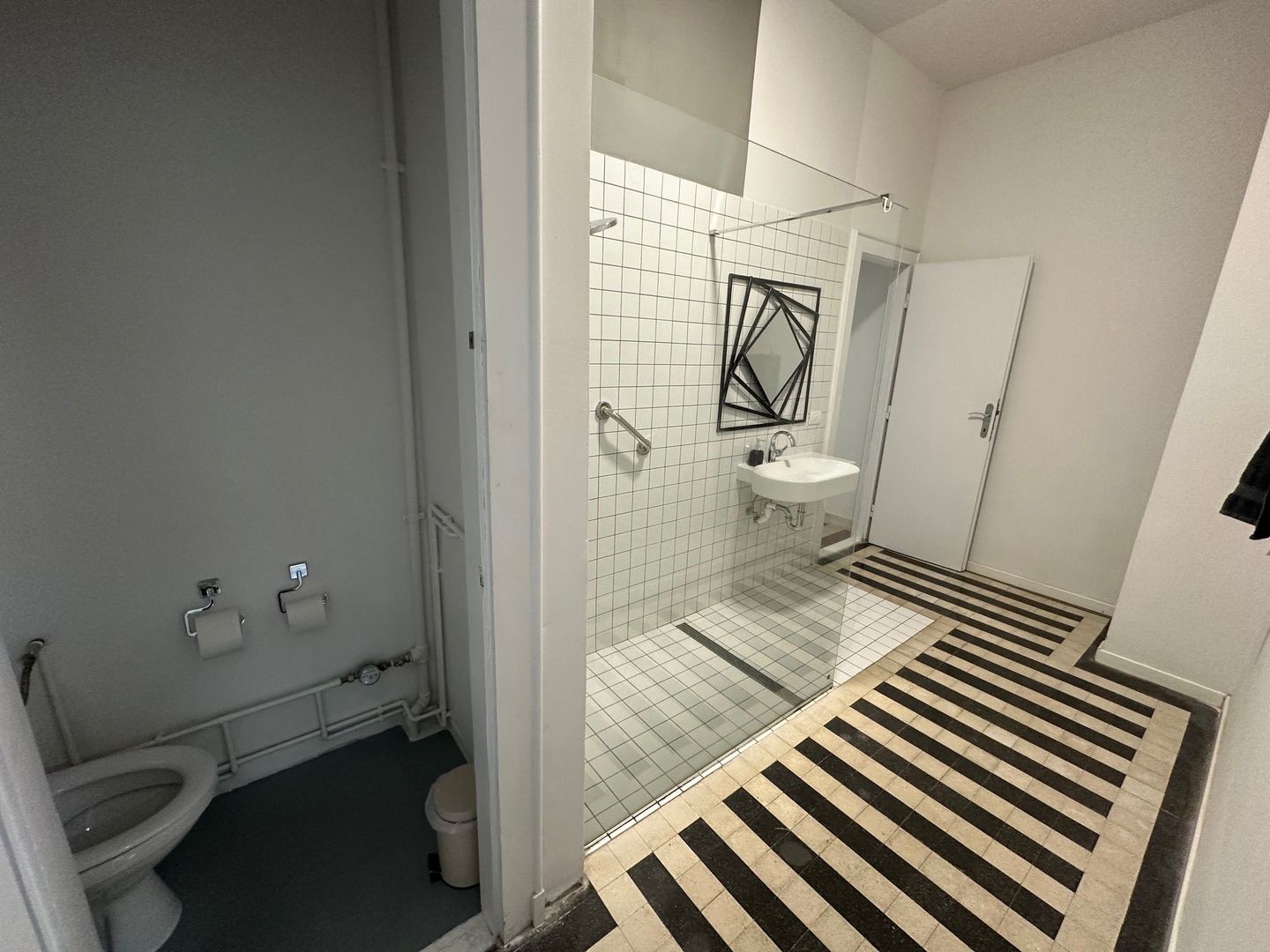 Apartament aproape de Piata Unirii -pretabil pentru birouri - Poză 15