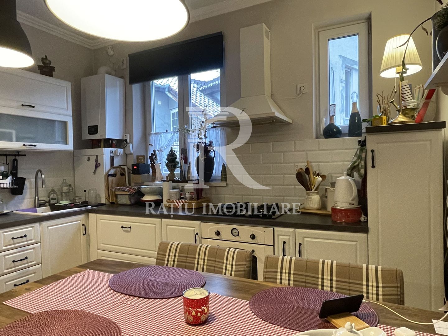 Apartament la casa | 3 Camere | Central | Oradea - Poză 9