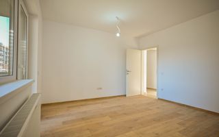 REZERVAT!! Apartament 3 camere, 73 mp/utili+parcare+boxa, Tractorul - Poză 10