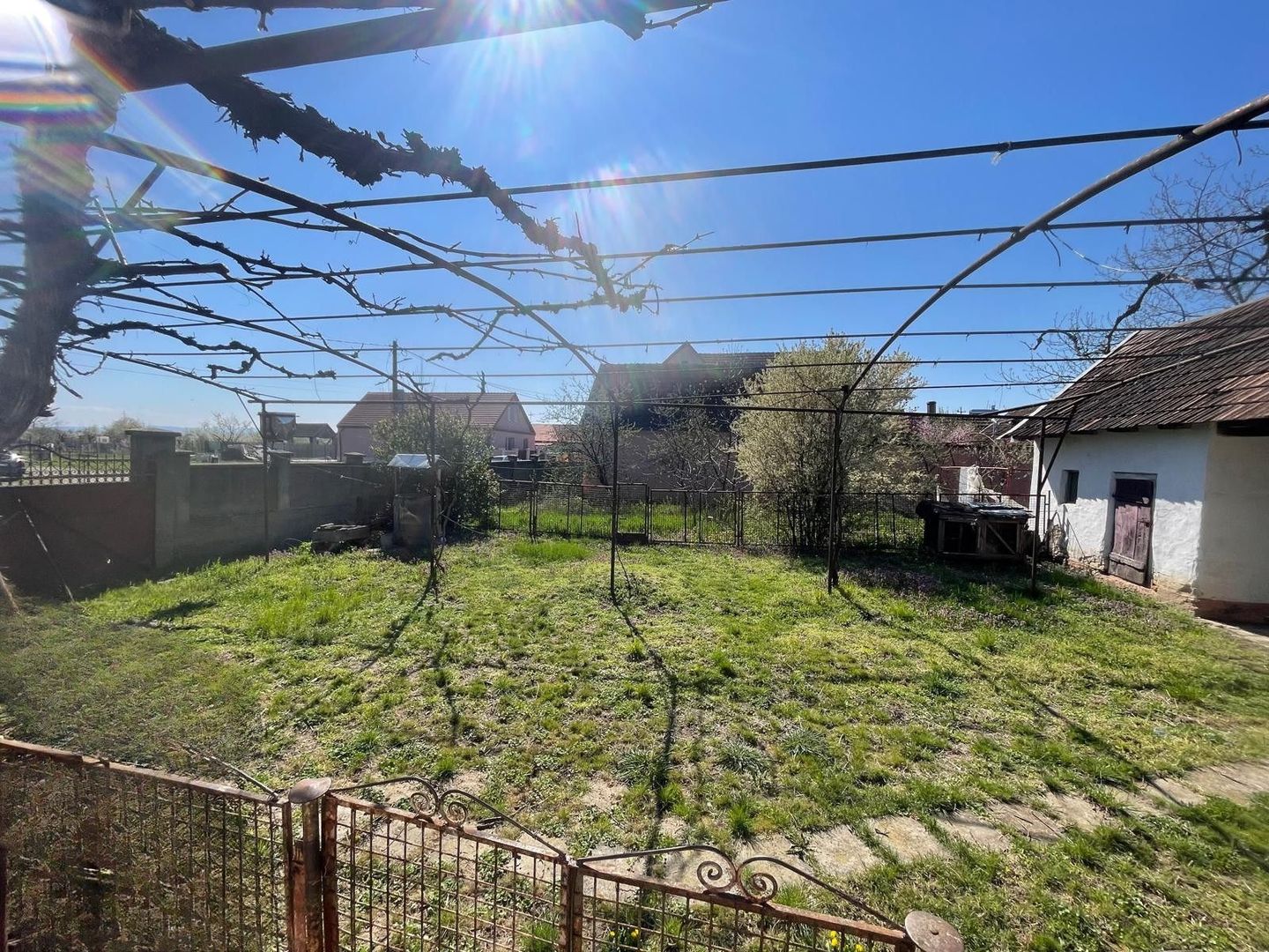 Casă tradițională la sat +teren 1.500 mp. Sat  Săbolciu-47000 euro neg - Poză 4