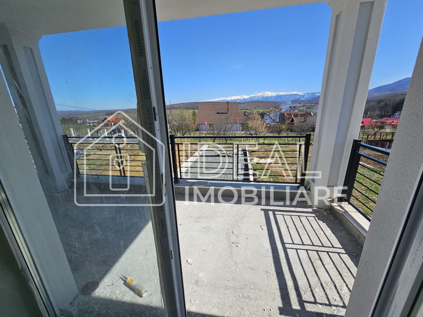 Vila Moderna cu 4 camere si 600 mp de curte, in Tocile - Poză 9