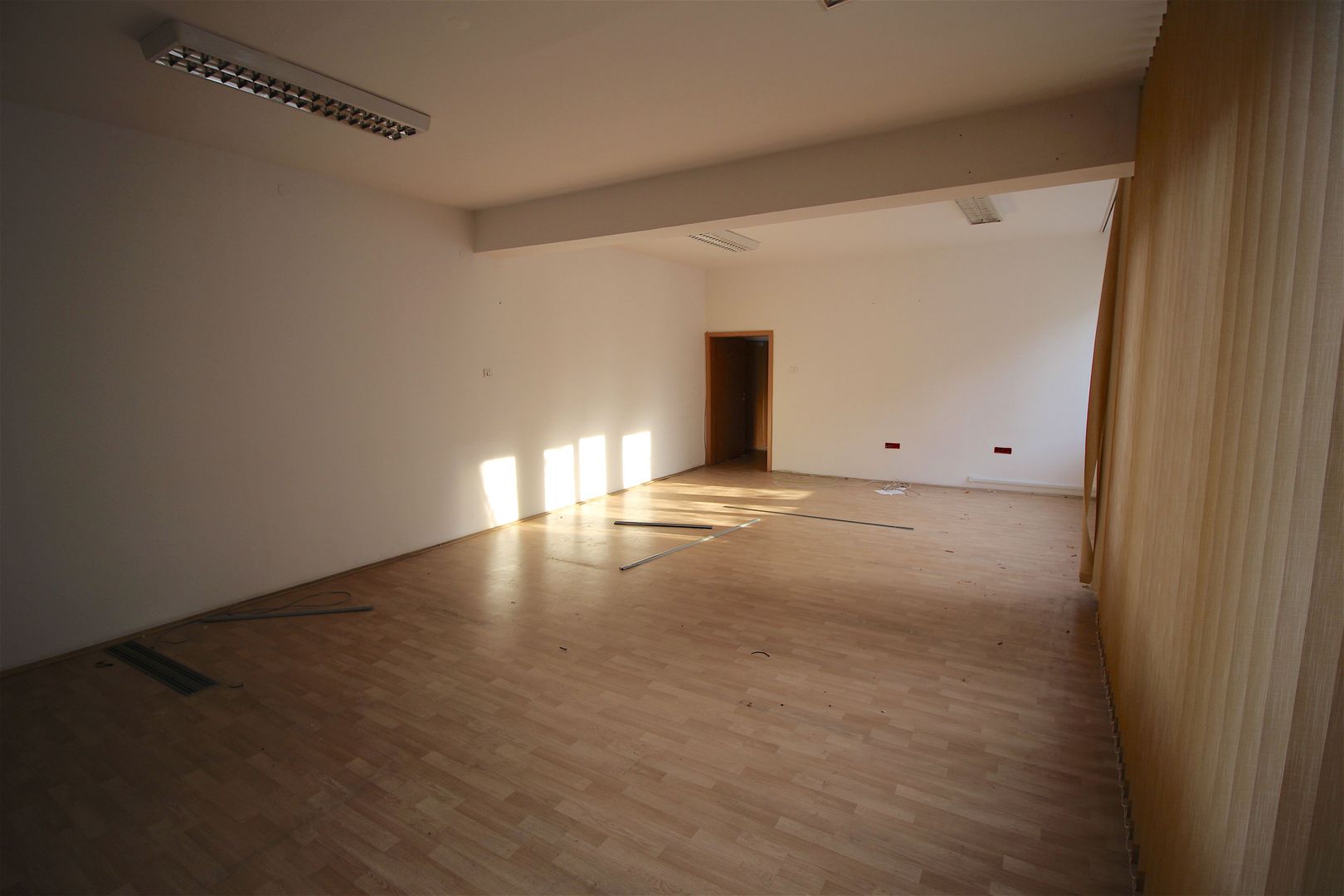 Spatiu de birouri 545 mp - zona Republicii - Poză 12