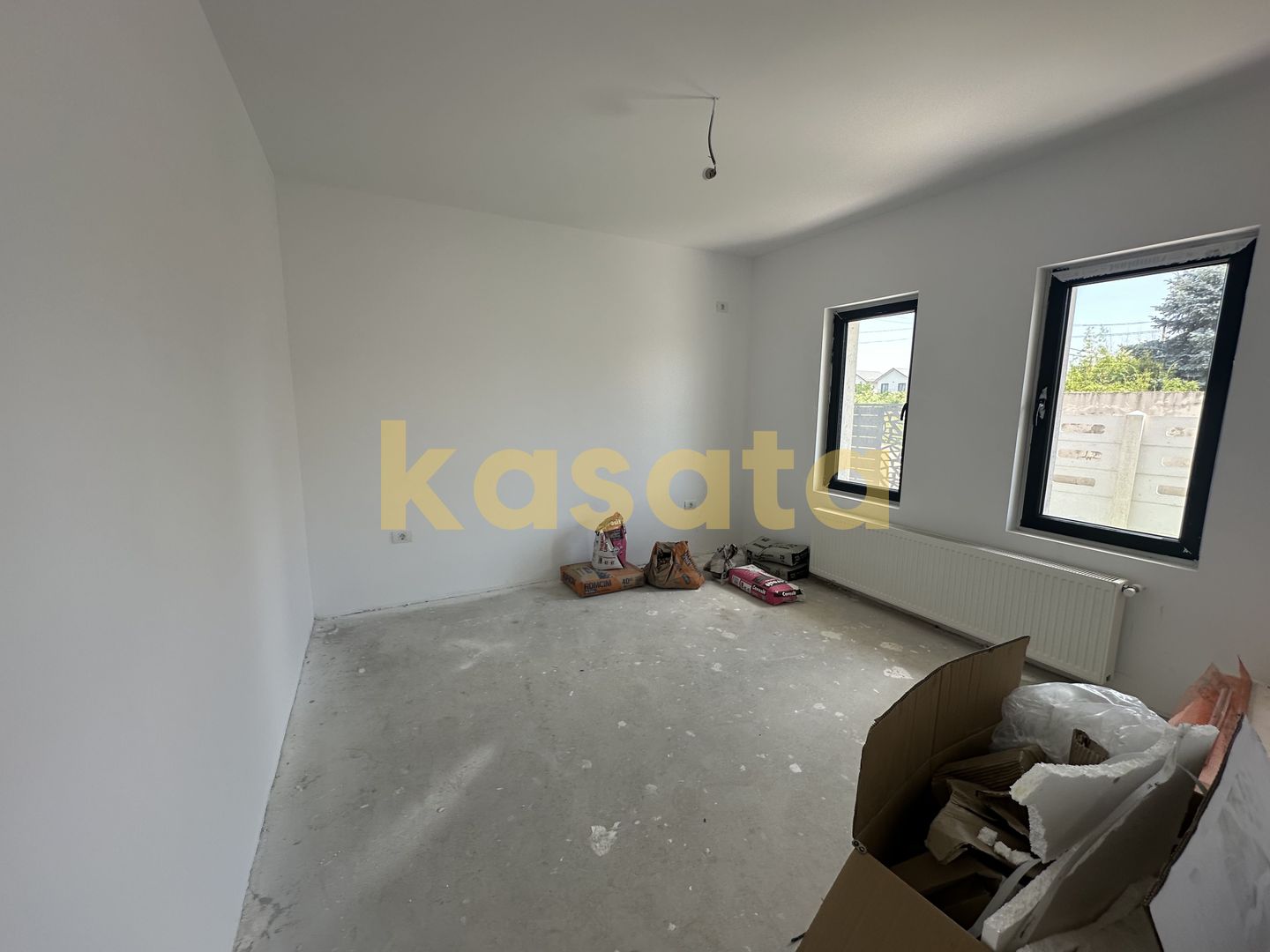 Casă Individuală 🏡 | Bragadiru | Parter + Mansardă | Curte 🌿 - Poză 8