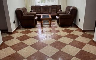 Apartament cu 4 camere in Nufarul - Poză 1