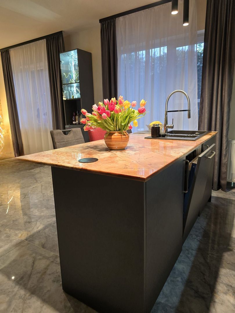 Apartament 2 camere ultrafinisat  cu gradina de 40 m2  zona Tautului - Poză 5