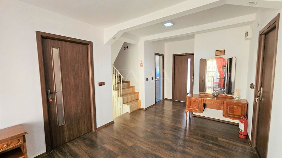 Apartament cu 7 camere de vânzare în Borhanci - Oportunitate unică! - Poză 12