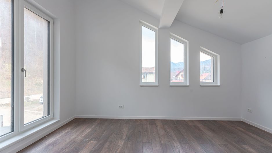 Casa individuala compusa din 4 camere in Bunloc, Sacele - Poză 15