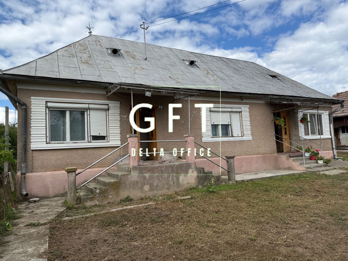 Casă de vânzare în URIU - 1400 mp teren . - Poză 10