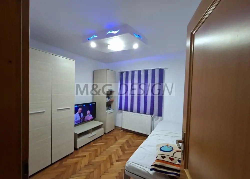 Apartament 3 camere Bucovina parter cu balcon - Poză 3