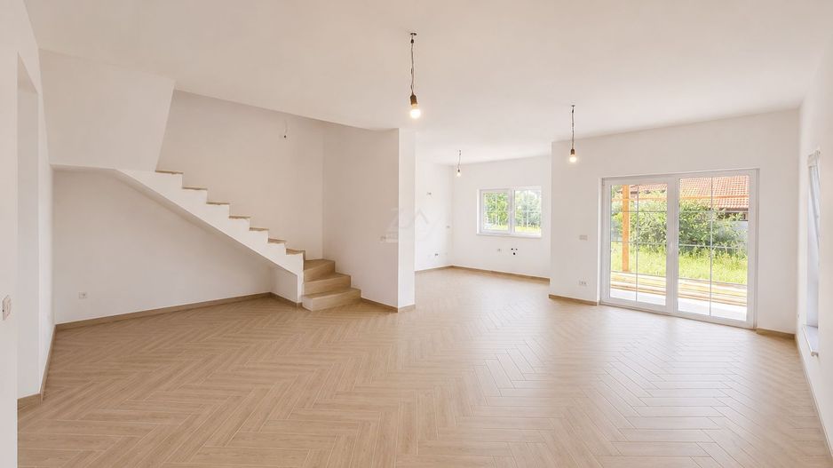 COMISION 0! Duplex cu 5 camere. Garaj. Toate utilitatile. - Poză 3