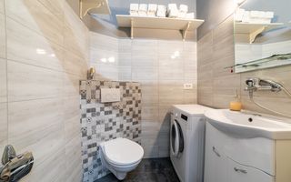Apartament cu destinatii multiple, Bulevardul Revolutiei 80 - Poză 10