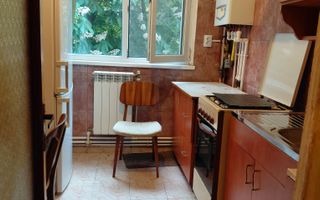 Apartament cu 2 camere Tiglina 1,et.2,strada Saturn zona pietei - Poză 5
