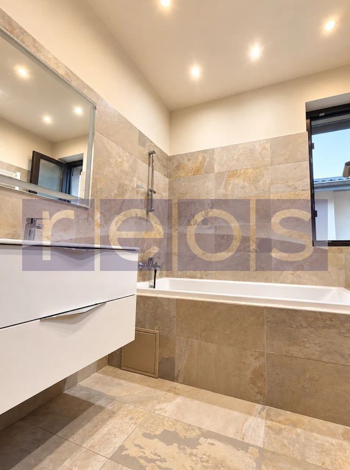 CASA INDIVIDUALA DE VANZARE – CARTIERUL LATIN | 117 MP | TEREN 200 MP - Poză 7