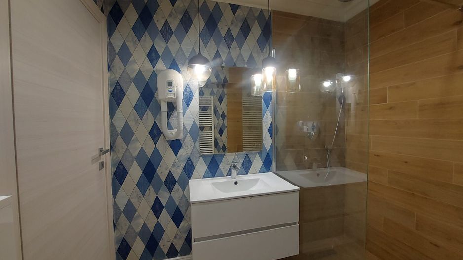 Smart Boutique / Finisaje Premium | Mihai Bravu - Mall Vitan - Poză 21