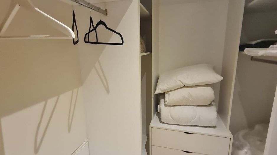 Vila spațioasă și recent renovată în Ghiroda! - Poză 23