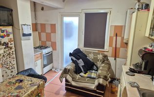 Vand apartament 2 camere, dec, zona M5(in spate la bl 1), et 2, 49mp!