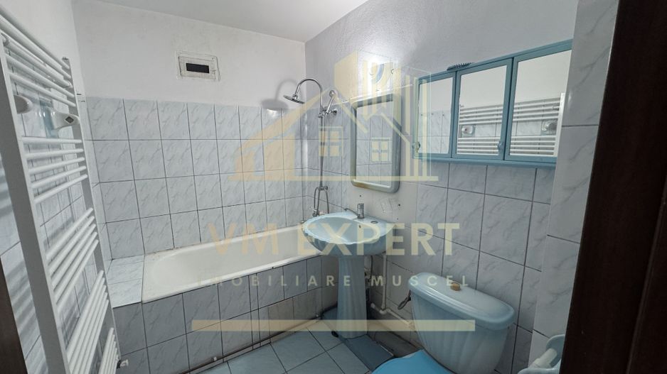 APARTAMENT 2 CAMERE ETAJ 4 VISOI - Poză 9