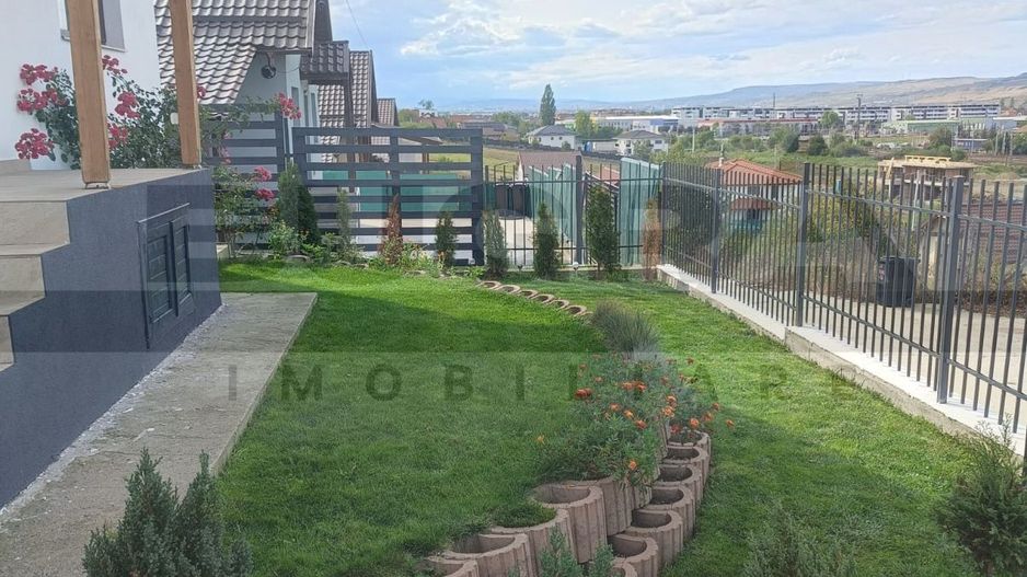 Casa individuala la cheie, 3 camere, 70 mp+425 teren, garaj,Sannicoara - Poză 14
