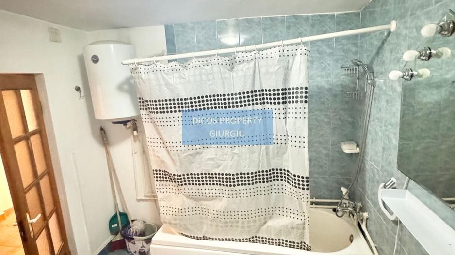 Casă de vânzare – Strada Ramadan - Poză 10