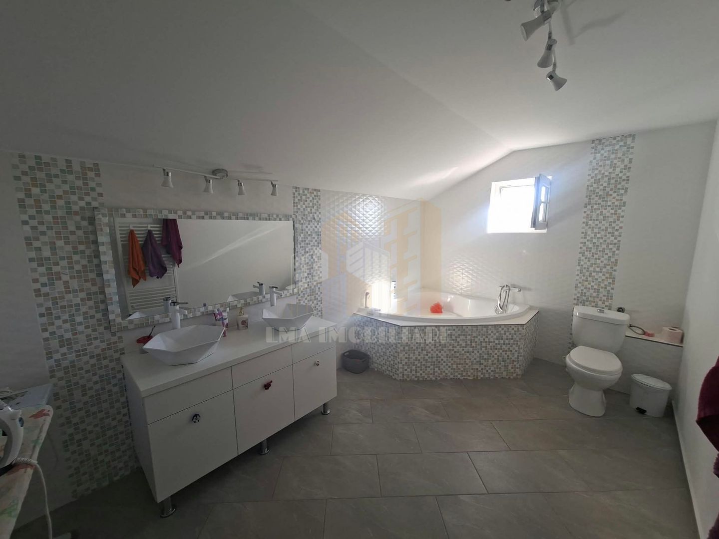 Casa individuala Harman Brasov  parter+etaj - Poză 23