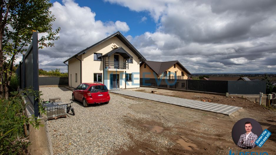 Casă/Vilă nouă P+M, Hemeiuș, Bacău - Poză 31