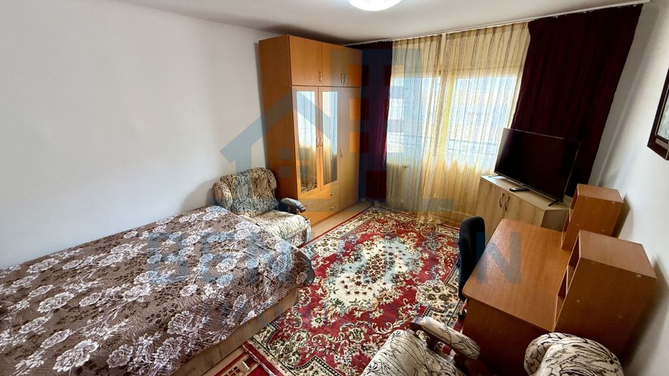 Garsoniera decomandata - mobilata - utilata - etaj 3 - Rovine - Poză 1