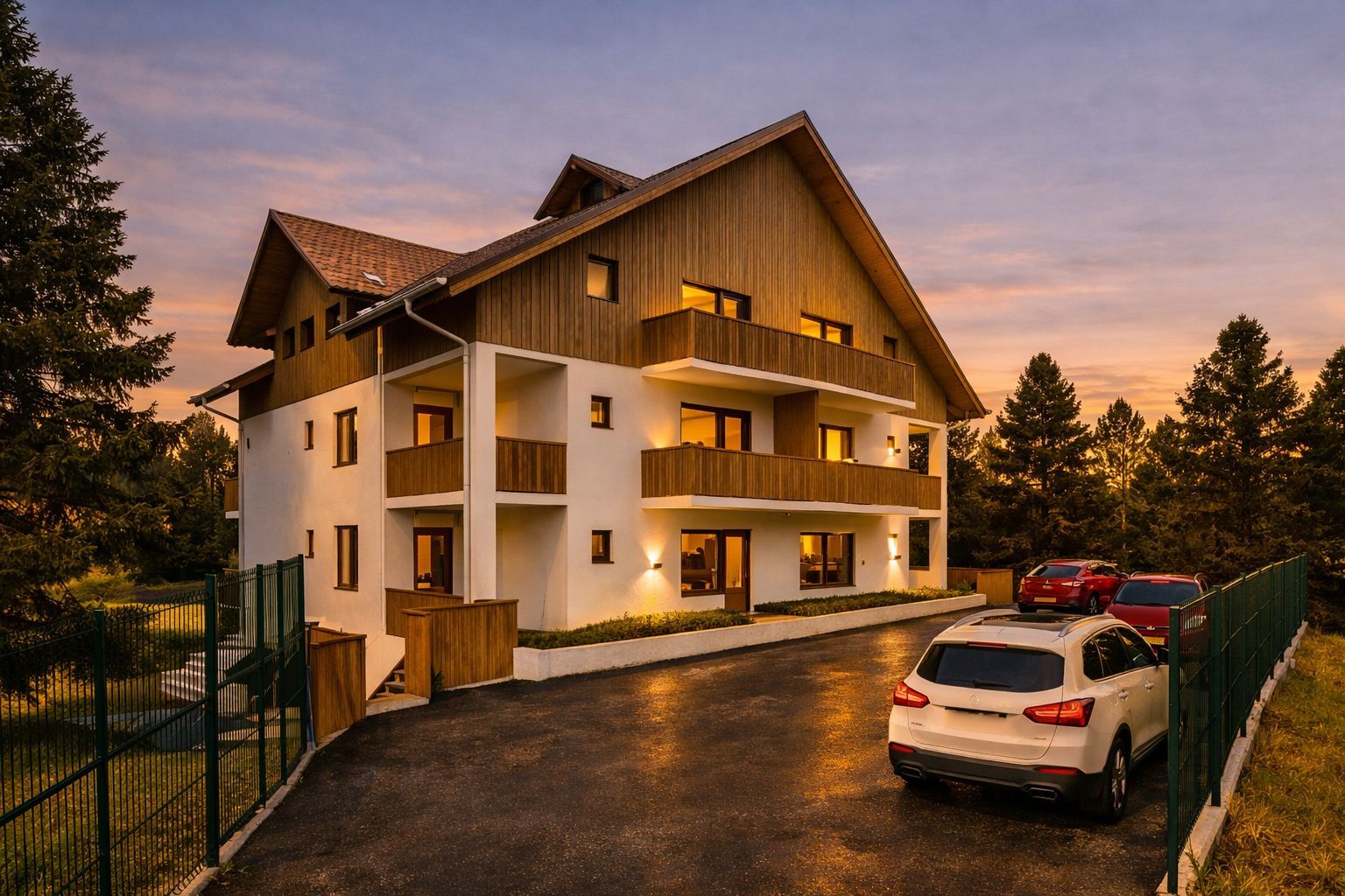 Cladire Pensiune D+P+2+M+Pod - 1089 mp + teren 893 mp - Sinaia - comision 0% - Poză 3