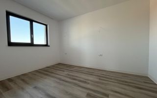Garaj. Asfalt. Teren 350 mp. Suprafata utila de 119 mp - Poză 9