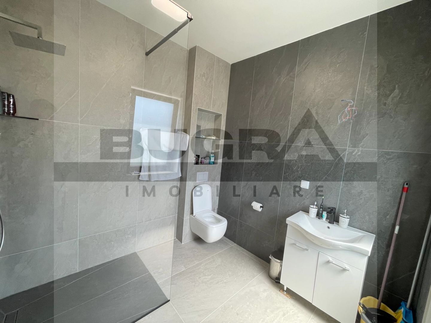 Duplex nou la prima inchiriere,  225mp, zona Aerodrom Avram Iancu - Poză 35