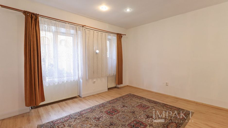 Apartament cu 3 camere si cota parte de gradina, zona strazii Horea! - Poză 1
