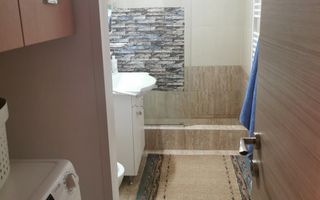 Vânzare apartament semidecomandat 4 camere cu centrală Bd. Obregia - Poză 39