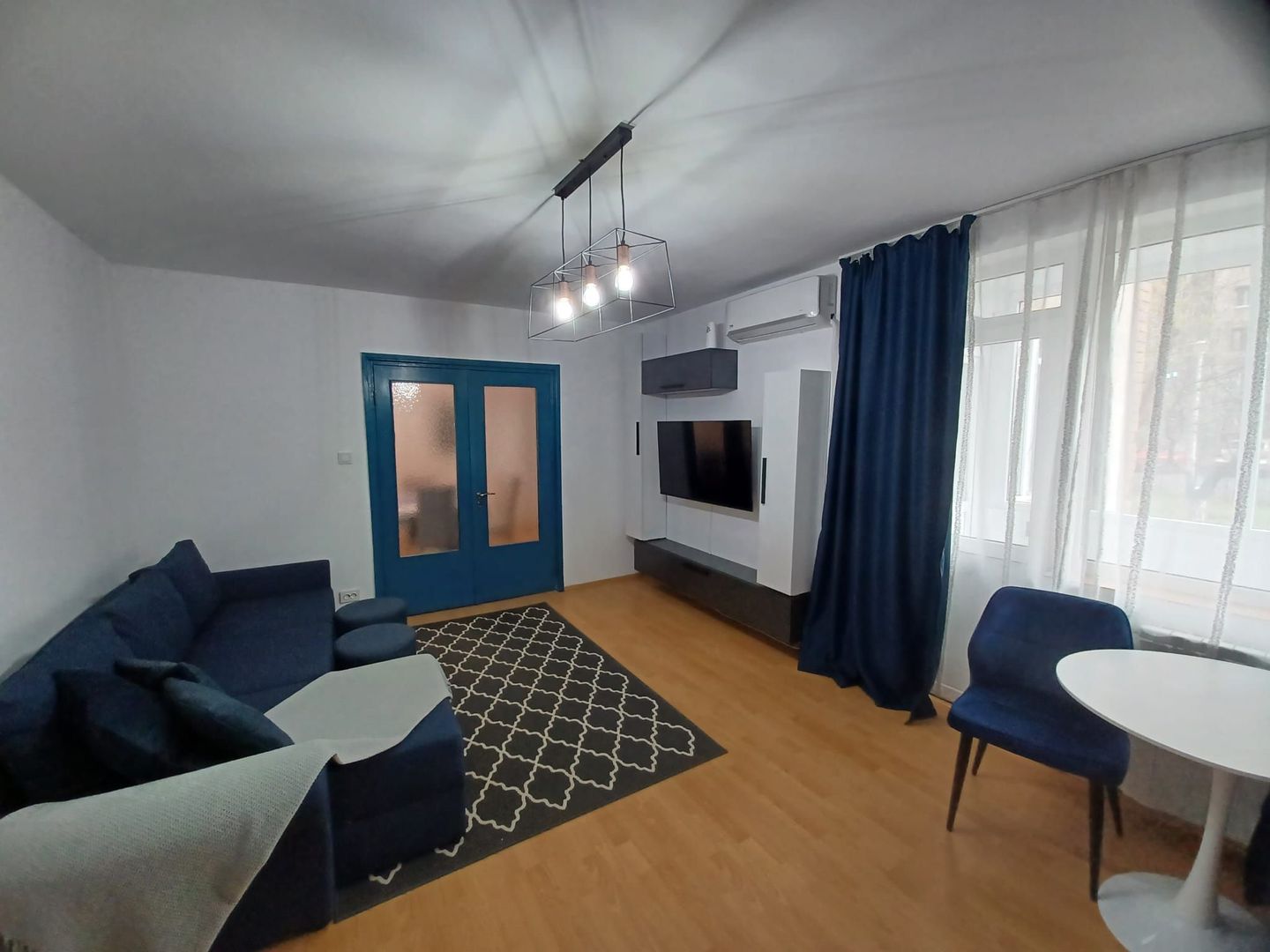 Chirie, 2 dormitoare, str. Sovata. 400 E/lună negociabil. Comision 0. - Poză 4