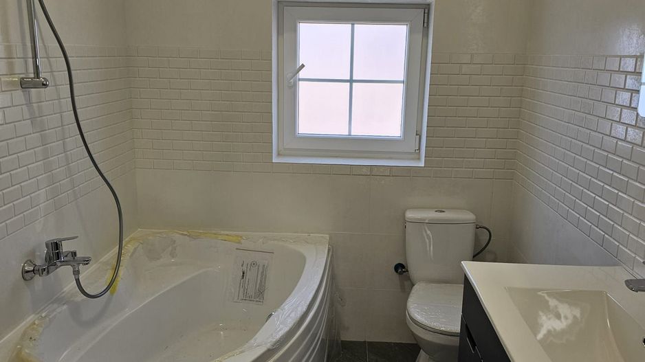 CASA INDIVIDUALA BRAGADIRU, TOATE UTILITATILE, CURTE 242 MP, COMIS 0% - Poză 17