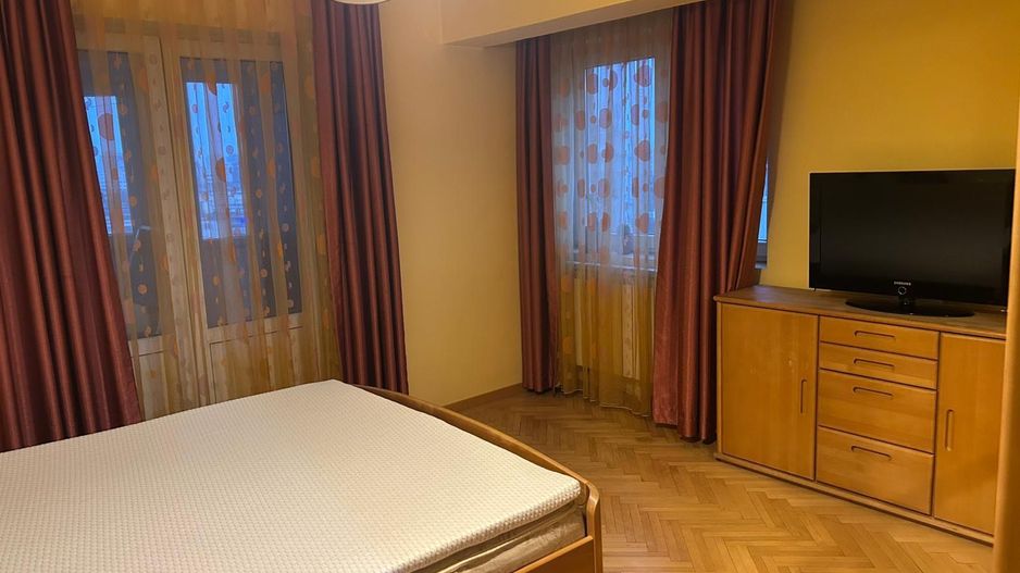 AP. 3 CAMERE VITAN, CENTRALA, PARCARE INCLUSA, METROU 15 MINUTE - Poză 6