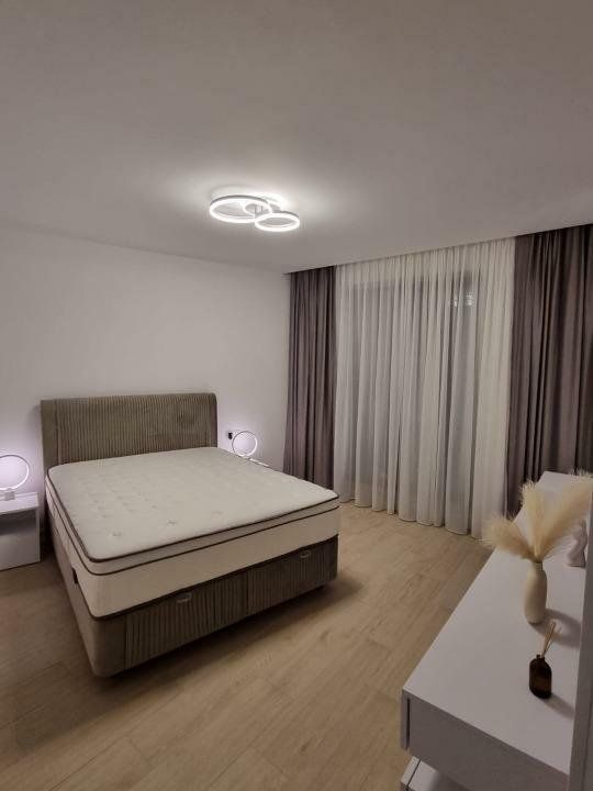 Apartament 2 camere de închiriat – VEDERE FRONTALA LA LAC/ Termen Lung - Poză 9