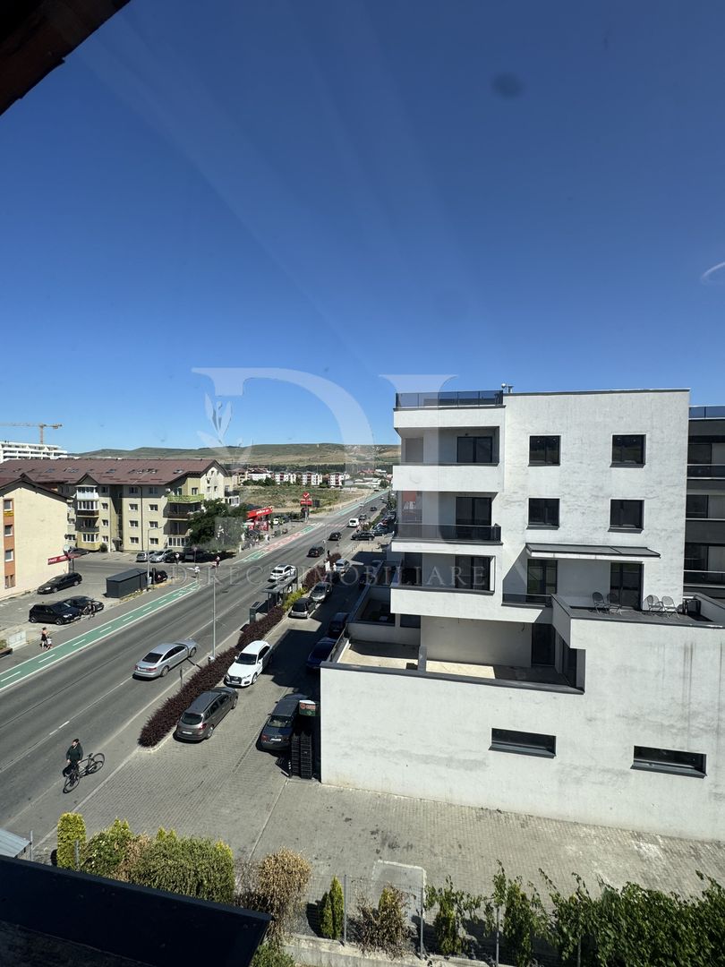 Apartament 81 mp / complet decomandat / Zona Eroilor - Poză 15