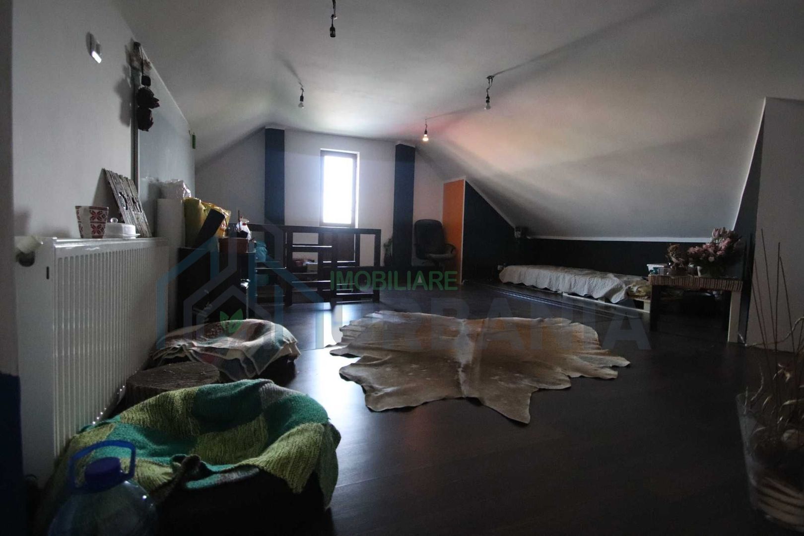 Vilă modernă în Tătărași, 240 mp, 6 camere, terasă cu vedere - Poză 6