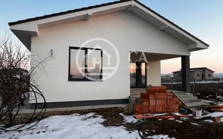 Casă de vânzare cu 4 camere in cartierul Bălcescu, Oradea - Poză 13