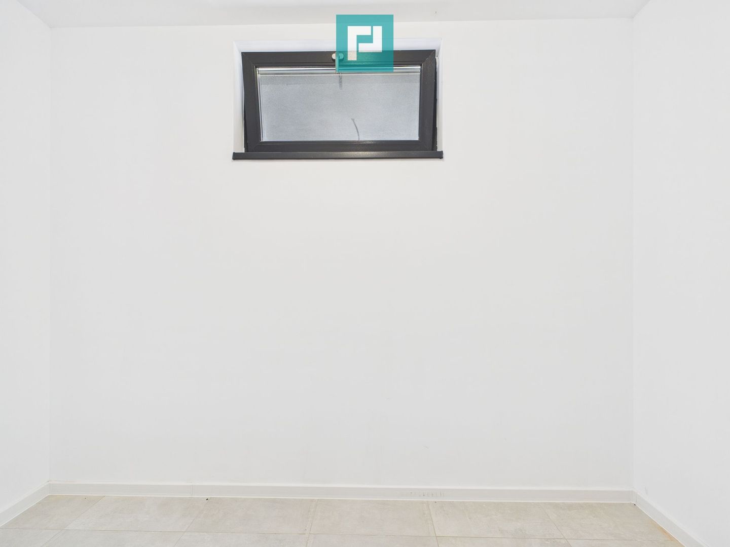 Apartament cu 2 camere, terasă generoasă – Moșnița - Poză 18