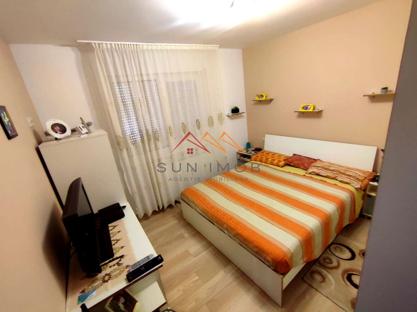APARTAMENT DE VÂNZARE | 2 CAMERE DECOMANDATE | ETAJ 1 | ZONĂ CENTRALĂ - Poză 5