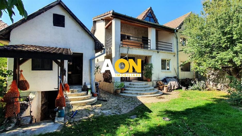 Casa cu 5 camere, 1500 mp teren, Centru. Pretabila pentru muncitori - Poză 1