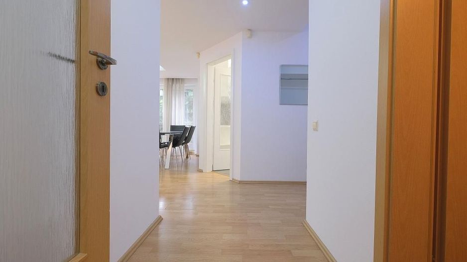 HERASTRAU, apartament deosebit, etaj 2 in bloc 2005 - Poză 14