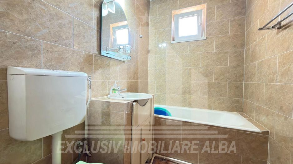 Apartament 3 camere decomandate | 71 mp | Cetate - Closca - Poză 6