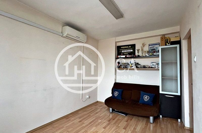 Apartament de vânzare cu 2 camere pe Calea Borșului, Oradea - Poză 5